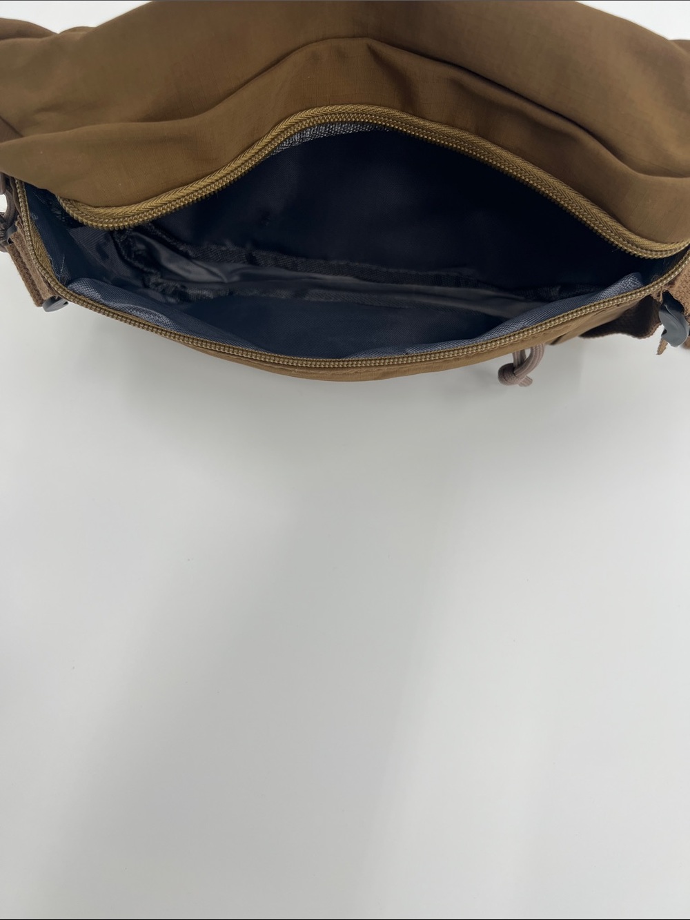 ALO Yoga Brown Belt Bag with Front Zip Pocket - Picture 4 of 6